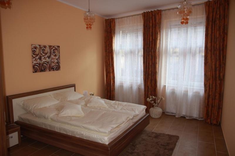 Apart-Lux Aparthotel Bytom Szoba fotó