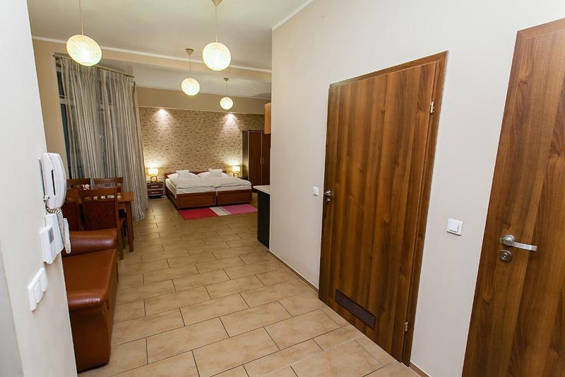 Apart-Lux Aparthotel Bytom Szoba fotó