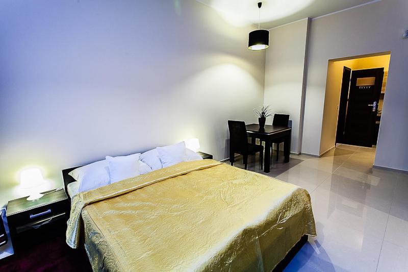 Apart-Lux Aparthotel Bytom Kültér fotó