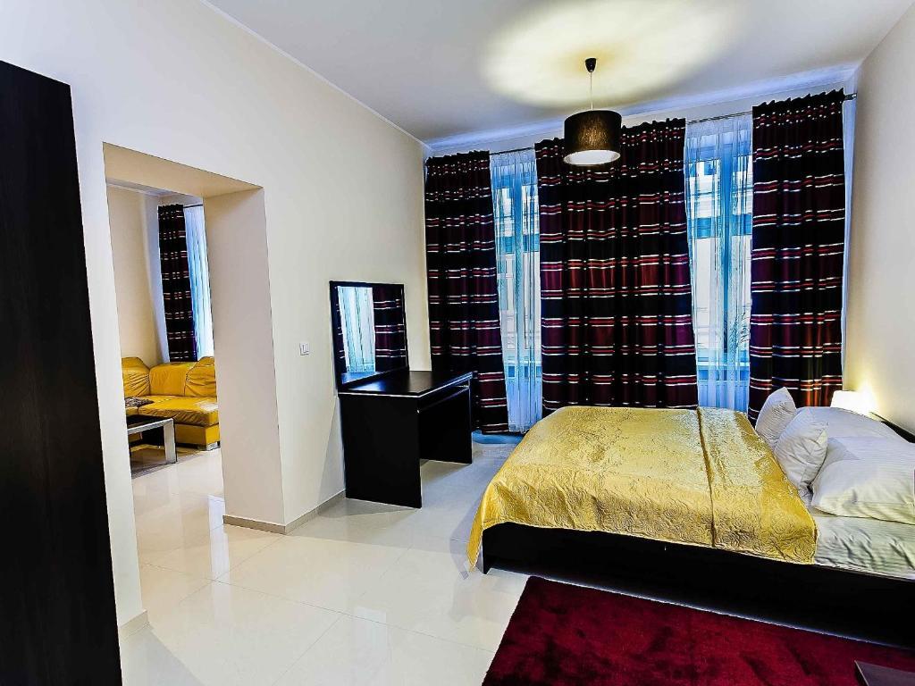 Apart-Lux Aparthotel Bytom Kültér fotó