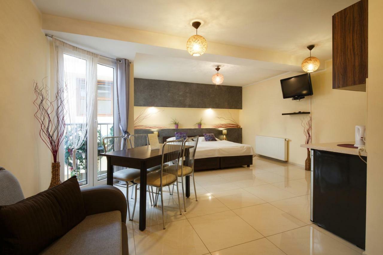 Apart-Lux Aparthotel Bytom Kültér fotó