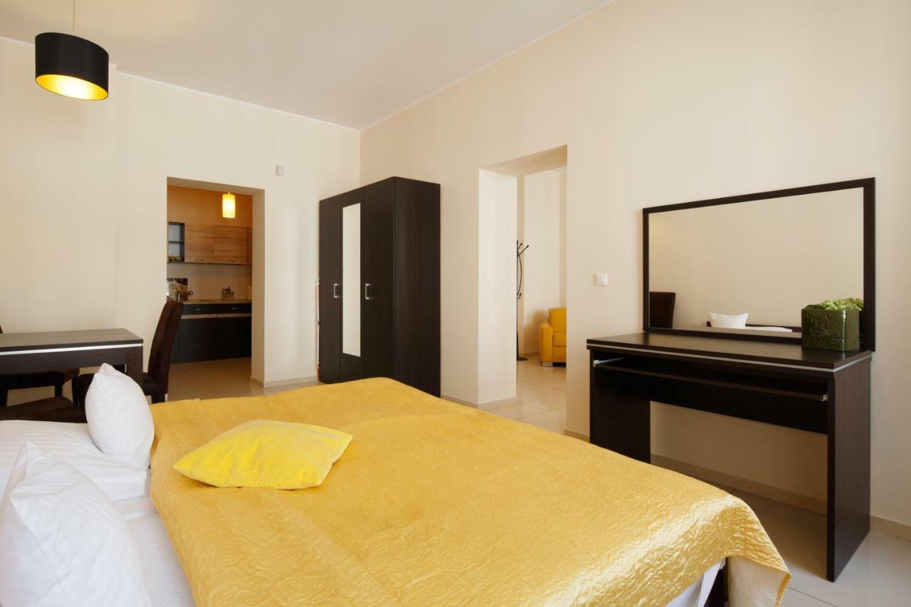 Apart-Lux Aparthotel Bytom Kültér fotó